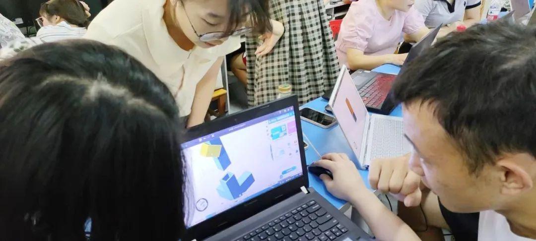 赋能教育者 促进教师深入理解人工智能新技术的策略与实践